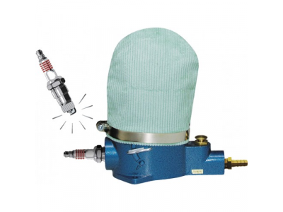 Приспособление для очистки свечей зажигания пневматическое